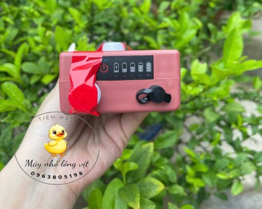 Hiển thị pin của máy nhổ lông A300 Promax